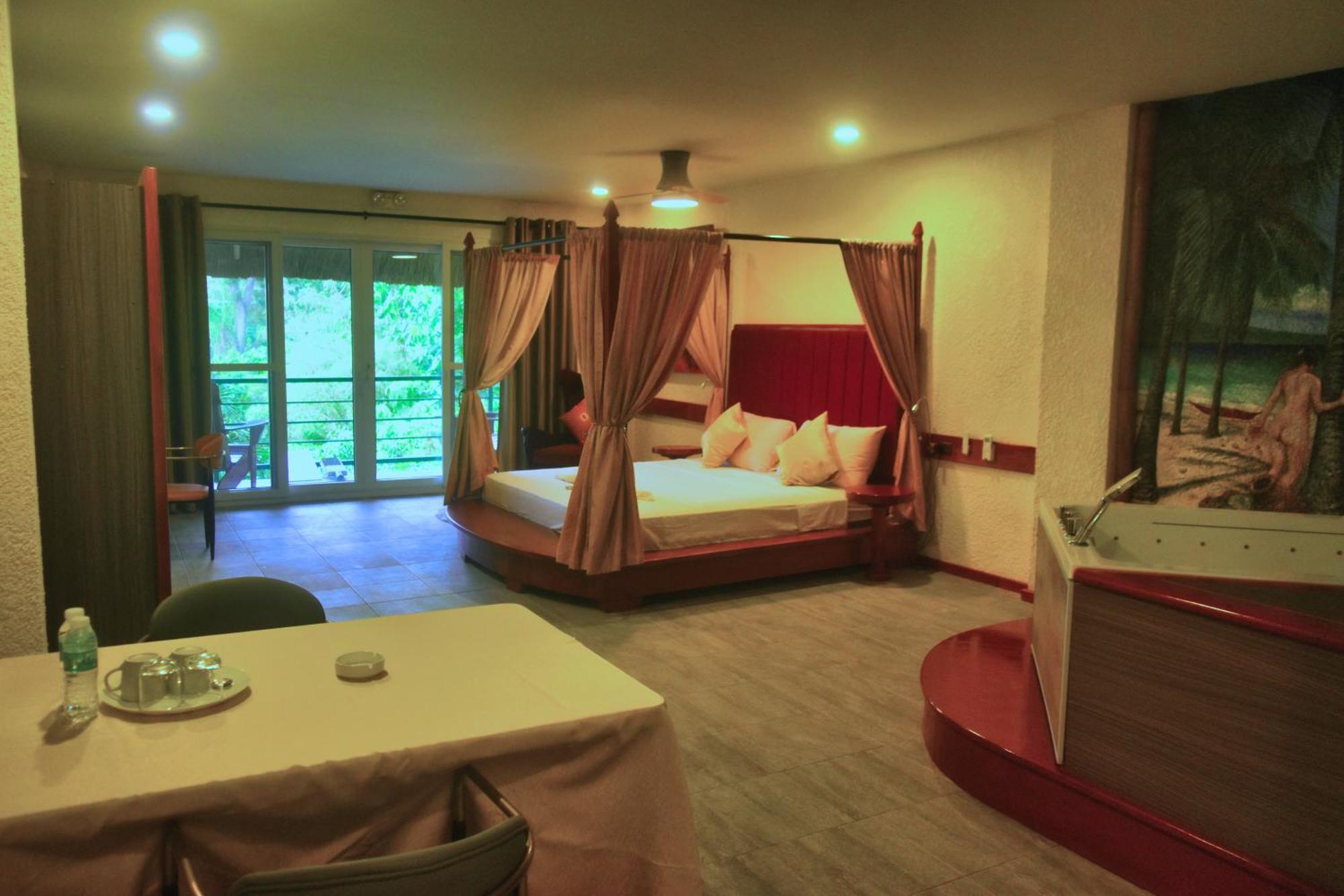 P1 Club Resort 팡라오 외부 사진